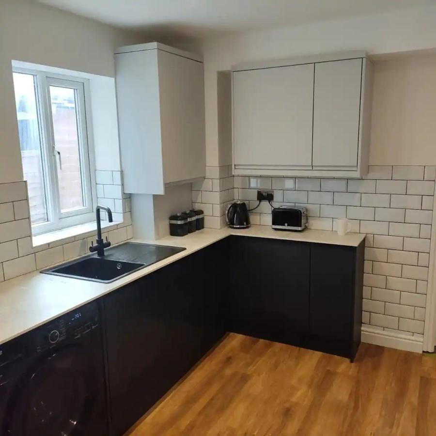 Lovely Refurbished Apartments, Morecambe Promenade Exterior foto